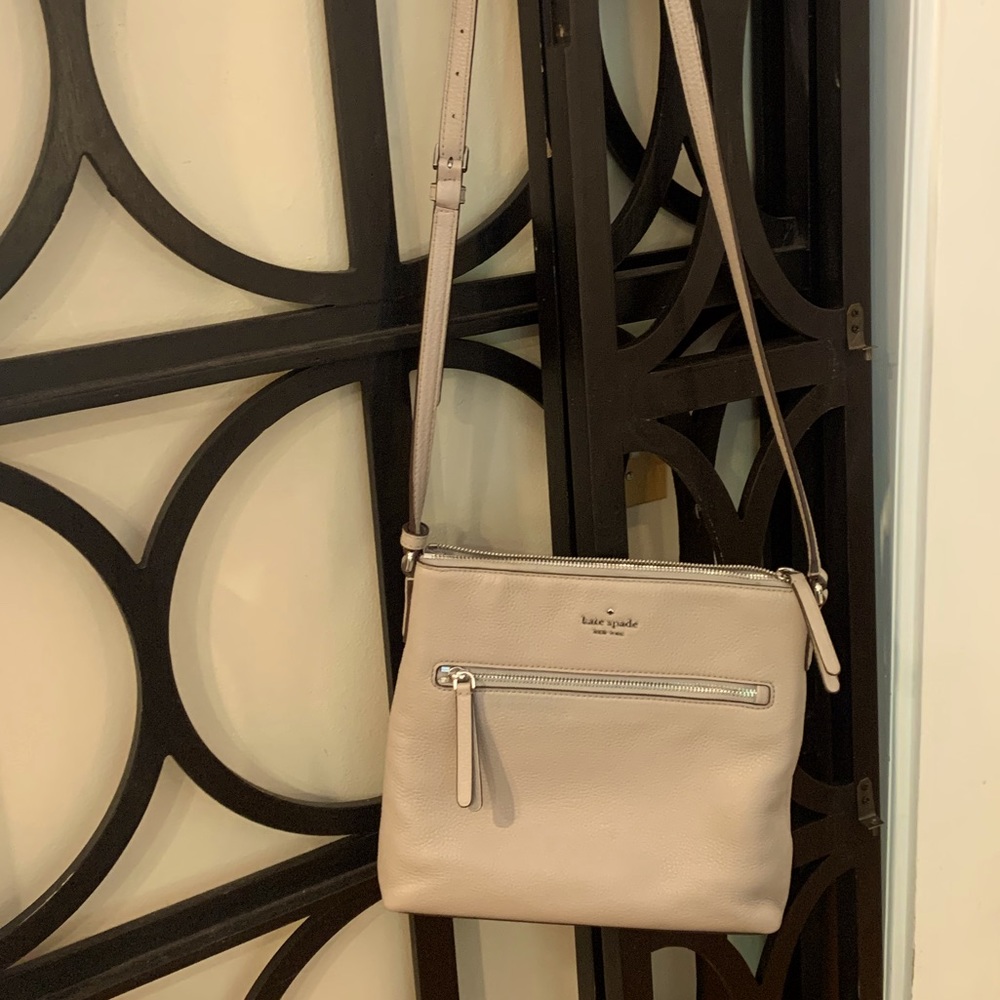 COPY - Kate Spade, Grey Pebbled Leather Crossbody